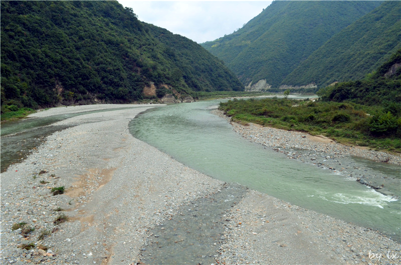 <h4>'DSC_0121_zpsf71707dd' 4928 x 3264 | NIKON D5100 | 2013-09-28 11:43:36</h4>