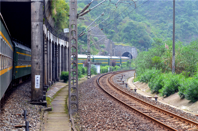 <h4>'DSC_0321_zps9ff0f176' 4928 x 3264 | NIKON D5100 | 2013-09-29 13:58:14</h4>